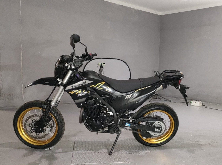 Мотоцикл Kawasaki KLX230SM с пробегом 1342 km