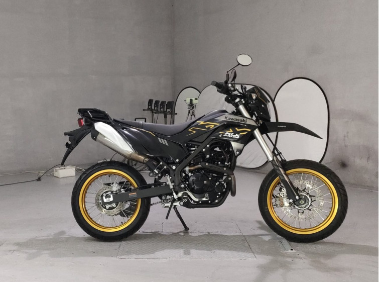 Мотоцикл Kawasaki KLX230SM с пробегом 1342 km