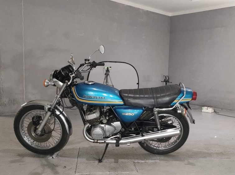 Мотоцикл Kawasaki KH250 с пробегом 18944 km
