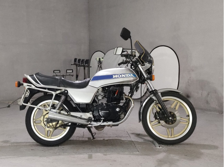 Мотоцикл Honda CB400N с пробегом 25817 km