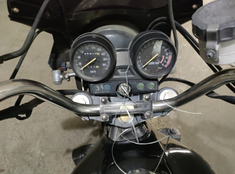 Мотоцикл Kawasaki ZRX400 з пробігом 46909 km