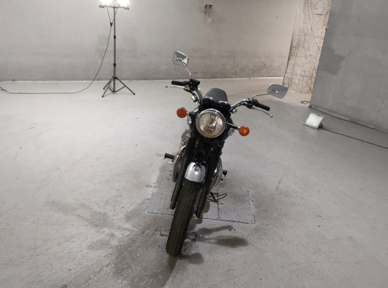 Мотоцикл Kawasaki W400 з пробігом 7081 km