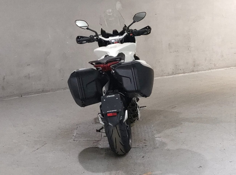 Мотоцикл MV Agusta TURISMO VELOCE 800 LUSSO с пробегом 20092 km