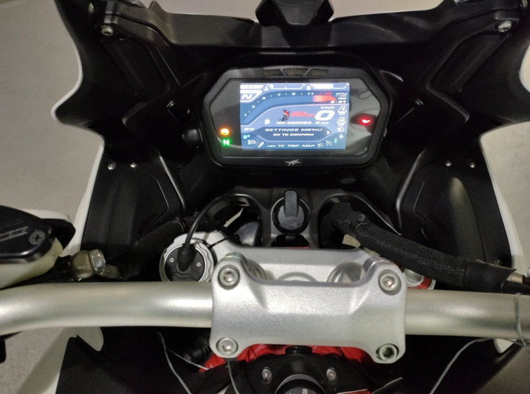 Мотоцикл MV Agusta TURISMO VELOCE 800 LUSSO с пробегом 20092 km