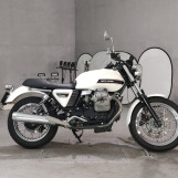 Мотоцикл Moto Guzzi V7 з пробігом 22586 km