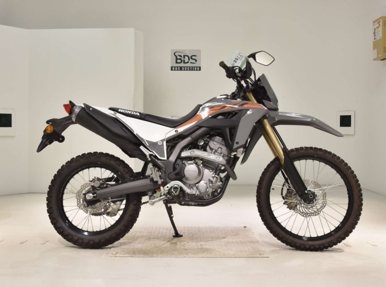 Мотоцикл Honda CRF250L с пробегом 3175 km