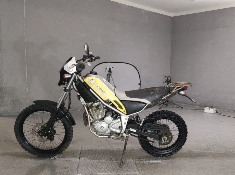 Мотоцикл Yamaha TRICKER с пробегом 2954 km