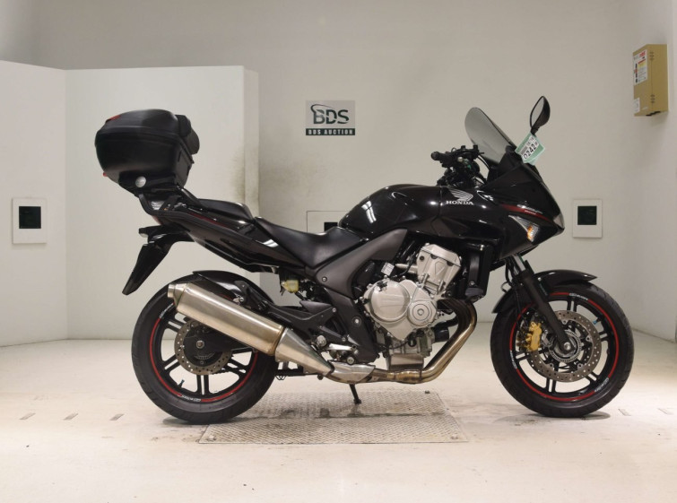 Мотоцикл Honda CBF600SA с пробегом 18270 km
