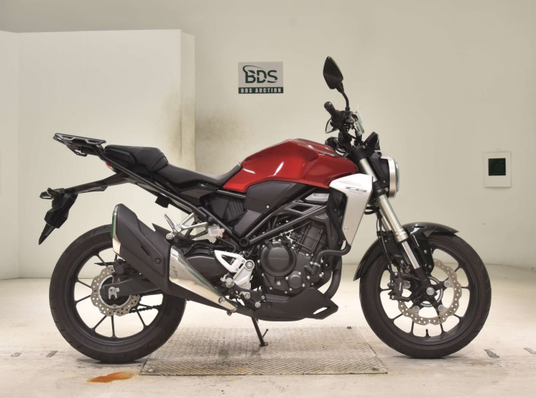 Мотоцикл Honda CB250R с пробегом 3288 km
