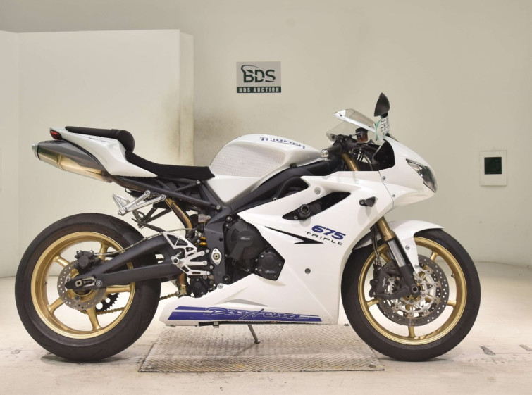 Мотоцикл Triumph DAYTONA 675 с пробегом 7881 km