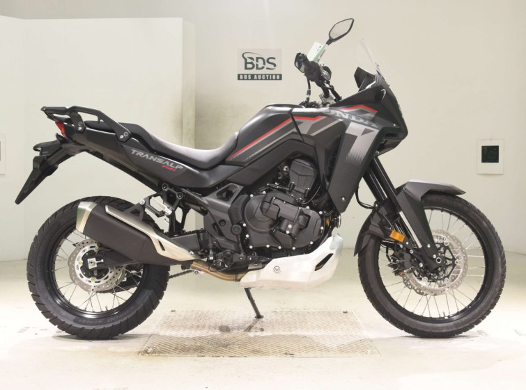Мотоцикл Honda XL750TRANSALP с пробегом 221 km