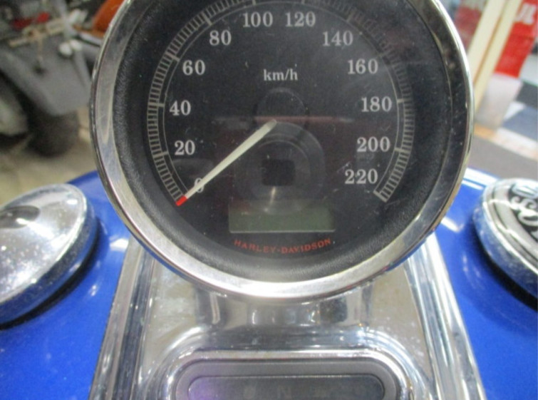 Мотоцикл HD ROCKER C FXCWC1580