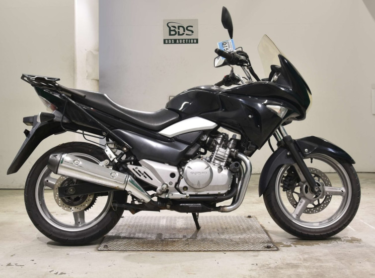 Мотоцикл Suzuki GSR250S с пробегом 147481 km