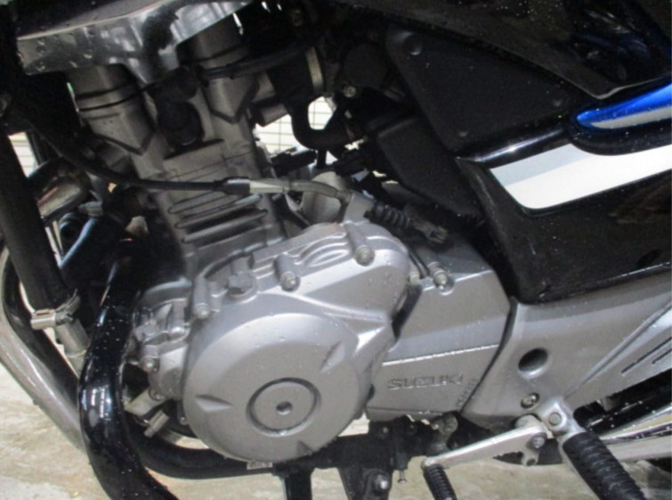 Мотоцикл Suzuki GSR250 з пробігом 12438 km