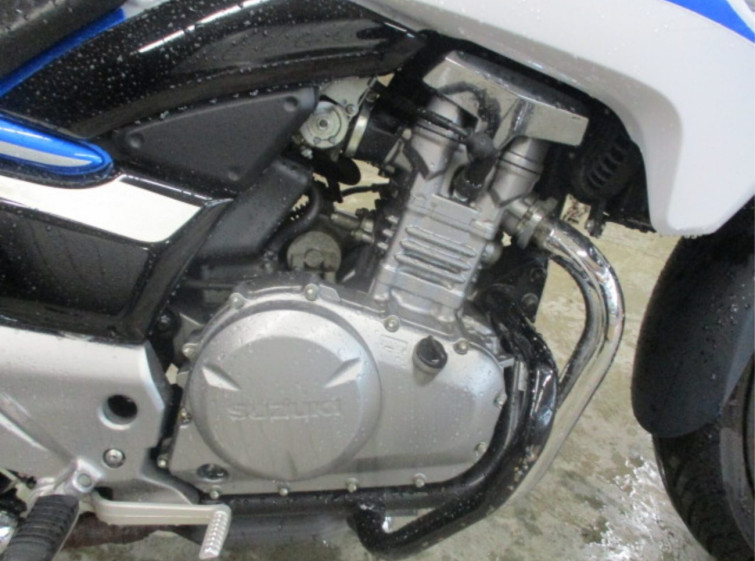 Мотоцикл Suzuki GSR250 з пробігом 12438 km