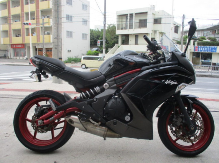 Мотоцикл Kawasaki NINJA400