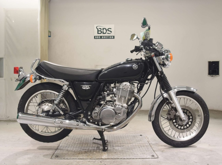Мотоцикл Yamaha SR400 с пробегом 29148 km