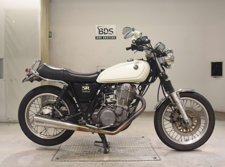 Мотоцикл Yamaha SR400 с пробегом 36641 km