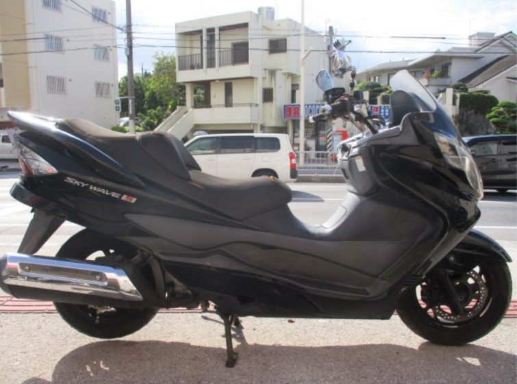 Мотоцикл Suzuki SKYWAVE 400