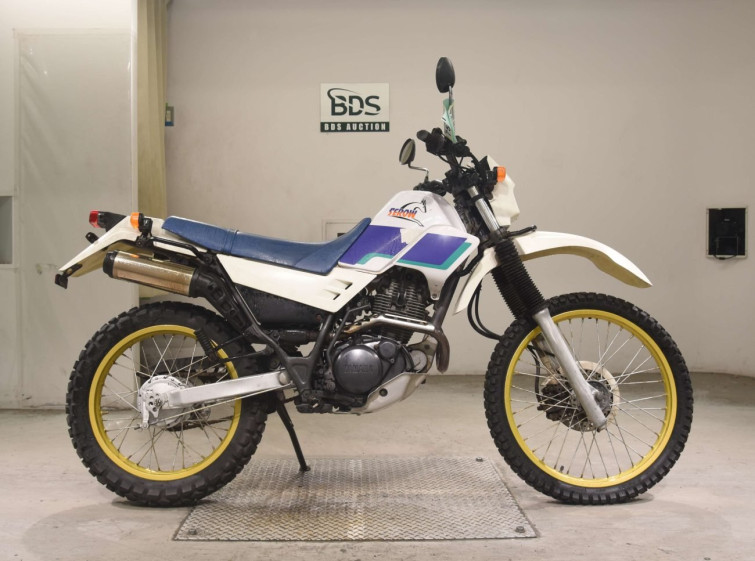 Мотоцикл Yamaha SEROW XT225 с пробегом 21724 km