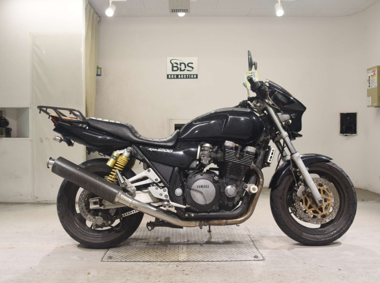 Мотоцикл Yamaha XJR1200 с пробегом 65102 km