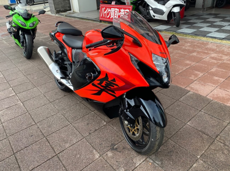 Мотоцикл Suzuki GSX1300R HAYABUSA с пробегом 1300 km