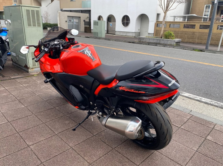 Мотоцикл Suzuki GSX1300R HAYABUSA с пробегом 1300 km