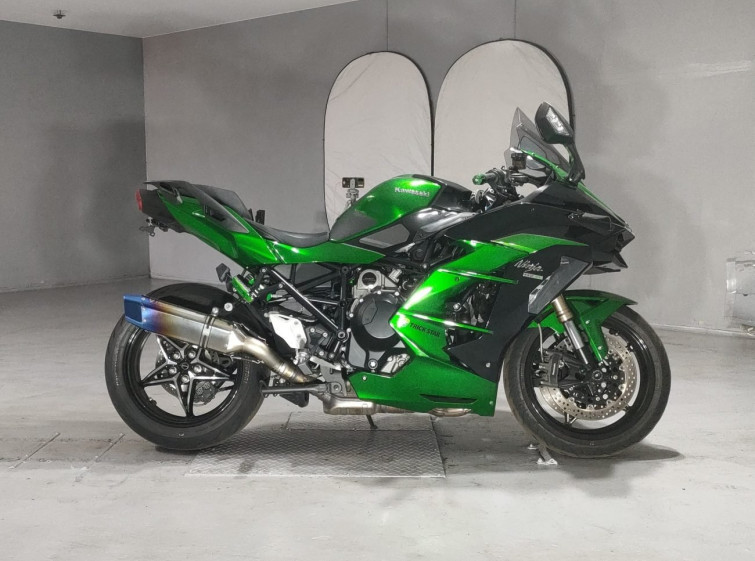 Мотоцикл Kawasaki NINJA H2 SX SE с пробегом 19557 km