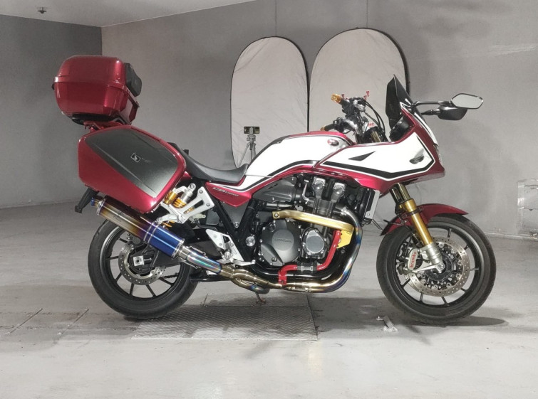 Мотоцикл Honda CB1300SF BOLDOR з пробігом 6583 km