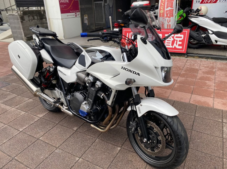 Мотоцикл Honda CB1300SF з пробігом 68258 km