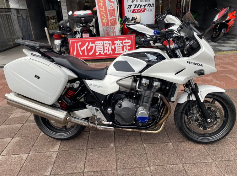 Мотоцикл Honda CB1300SF з пробігом 68258 km