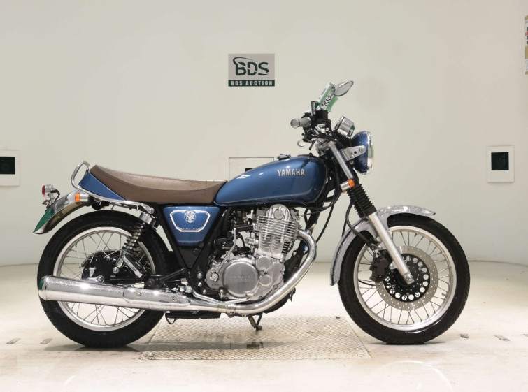 Мотоцикл Yamaha SR400 с пробегом 2844 km