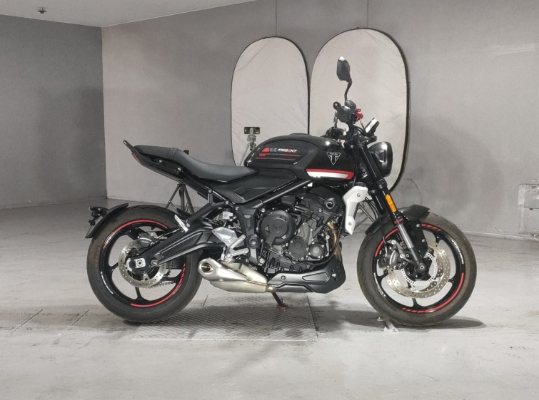 Мотоцикл Triumph TRIDENT660 з пробігом 831 km