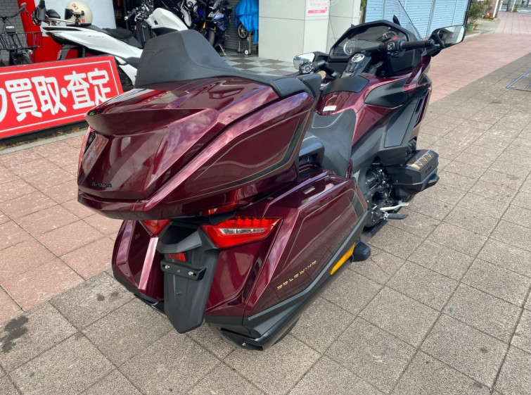 Мотоцикл Honda GL1800 TOUR с пробегом 470 km