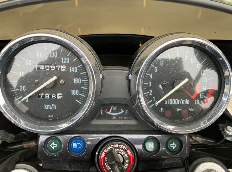 Мотоцикл Kawasaki ZRX400 с пробегом 14097 km