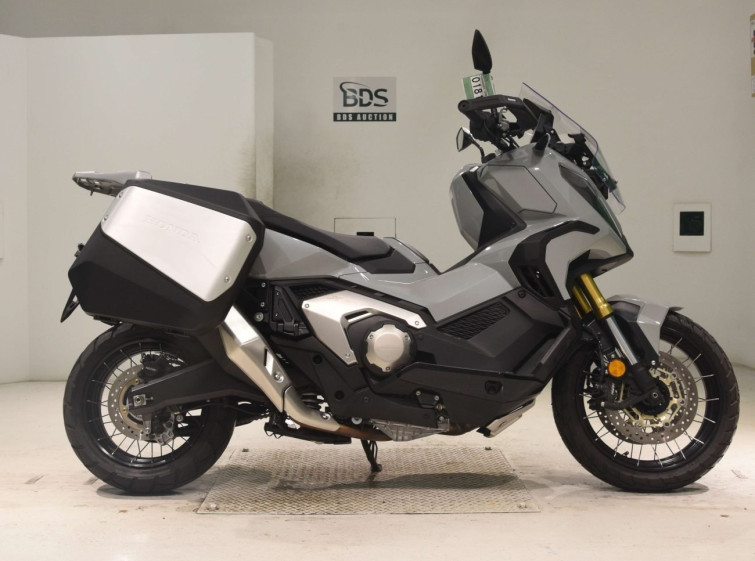 Мотоцикл Honda X-ADV750-2 з пробігом 4059 km