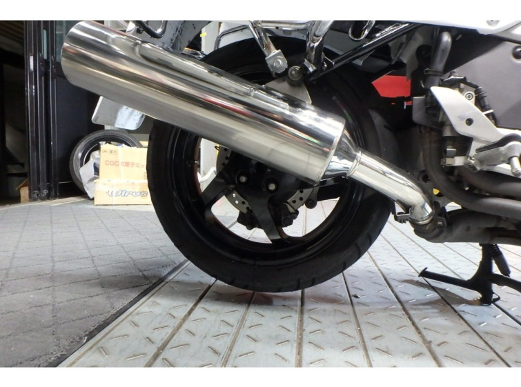 Мотоцикл Honda VFR800F с пробегом 2216 km