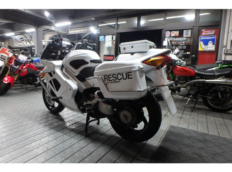 Мотоцикл Honda VFR800F с пробегом 2216 km