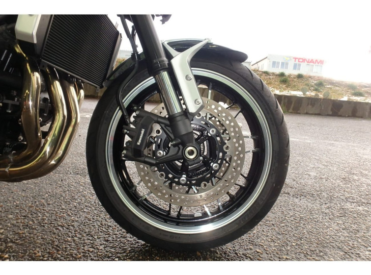 Мотоцикл Kawasaki Z900RS с пробегом 1256 km