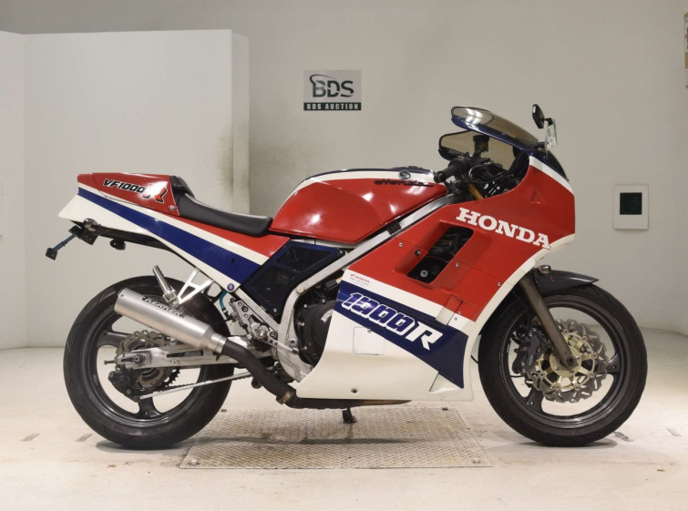 Мотоцикл Honda VF1000R с пробегом 41252 m