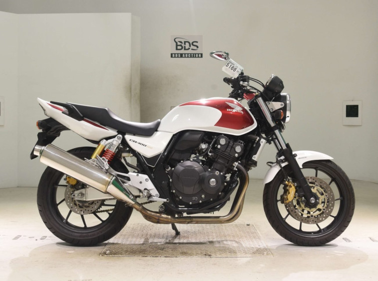 Мотоцикл Honda CB400SFA з пробігом 11310 km