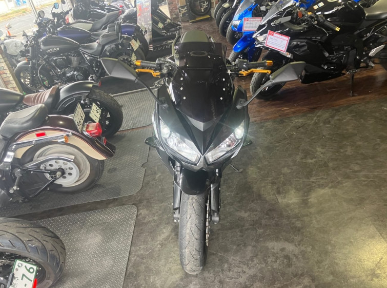 Мотоцикл Kawasaki NINJA ZX-25R з пробігом 14229 km