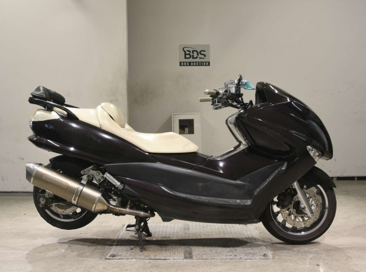 Мотоцикл Yamaha MAJESTY 250 з пробігом 98906 km