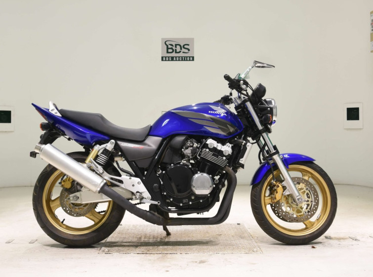 Мотоцикл Honda CB400SFV з пробігом 3108 km