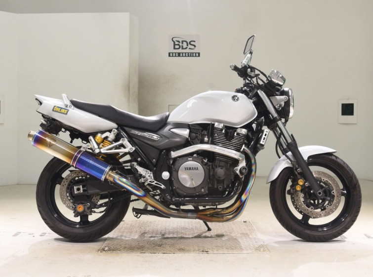Мотоцикл Yamaha XJR1300 з пробігом 67081 km