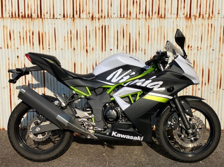 Мотоцикл Kawasaki NINJA250 с пробегом 7034 km