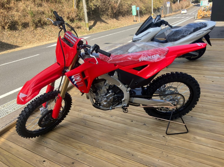 Мотоцикл Honda CRF250R