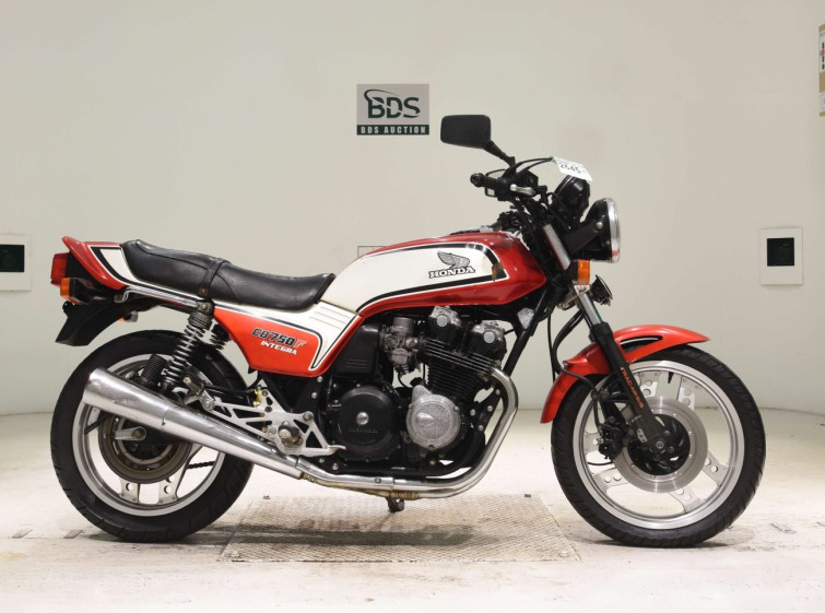 Мотоцикл Honda CB750SF INTEGRA с пробегом 30106 km