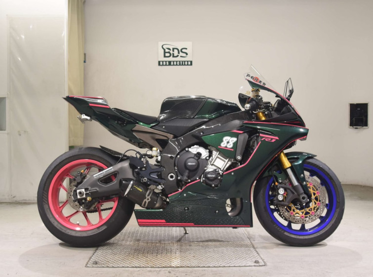 Мотоцикл Yamaha YZF-R1 с пробегом 24264 km