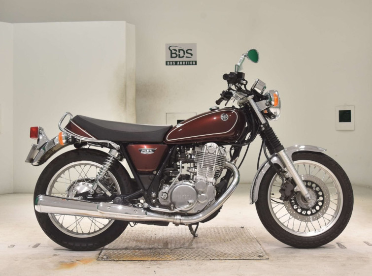 Мотоцикл Yamaha SR400 з пробігом 3797 km